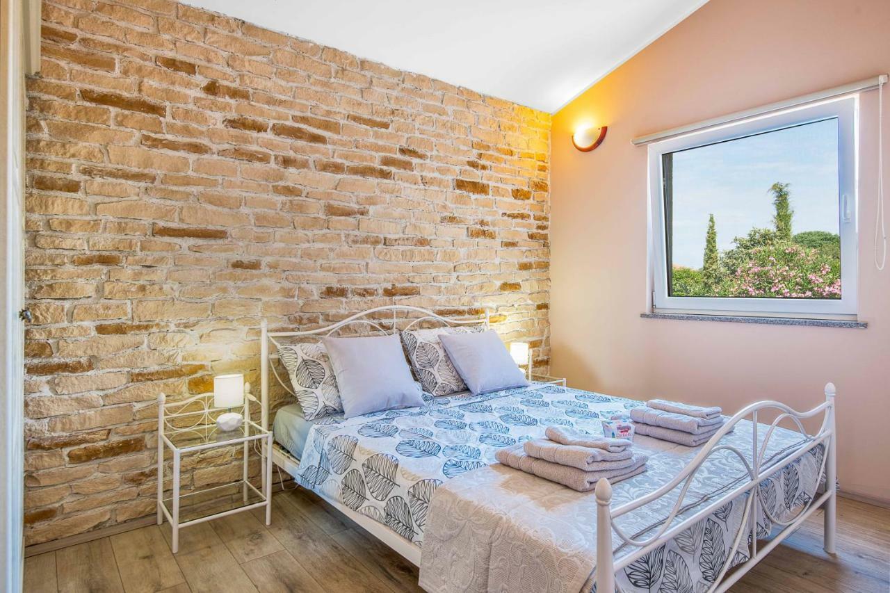 PUY Haus Vita מראה חיצוני תמונה